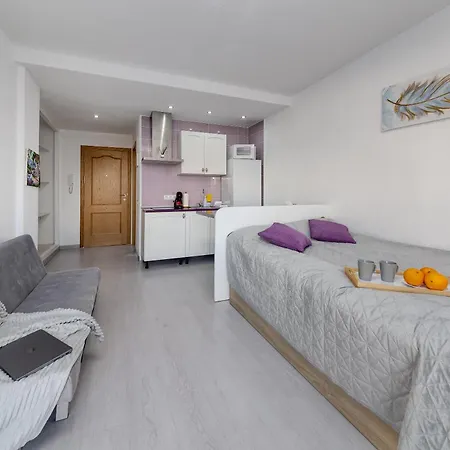 Apartment With Pool Near Beach, Playa Del Cura