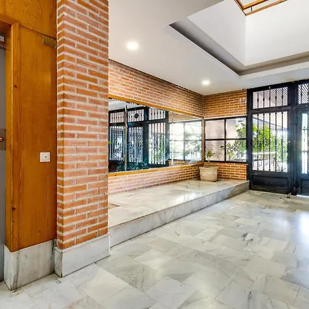 Apartment With Pool Near Beach, Playa Del Cura Apartment