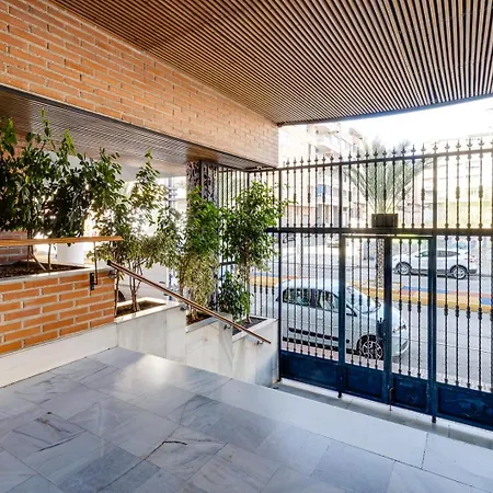 Apartment With Pool Near Beach, Playa Del Cura Torrevieja