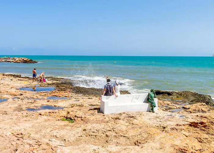 Near Beach, Playa Del Cura * تورّيفيِخا